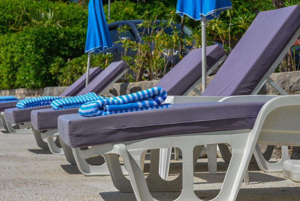 Apartments Miramar Котор Екстер'єр фото