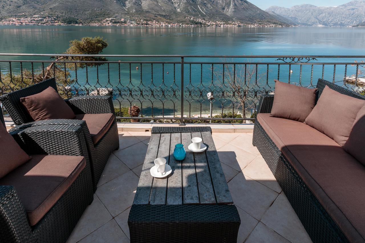 Apartments Miramar Котор Екстер'єр фото