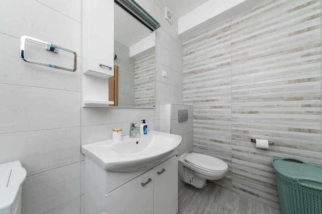 Apartments Miramar Котор Екстер'єр фото