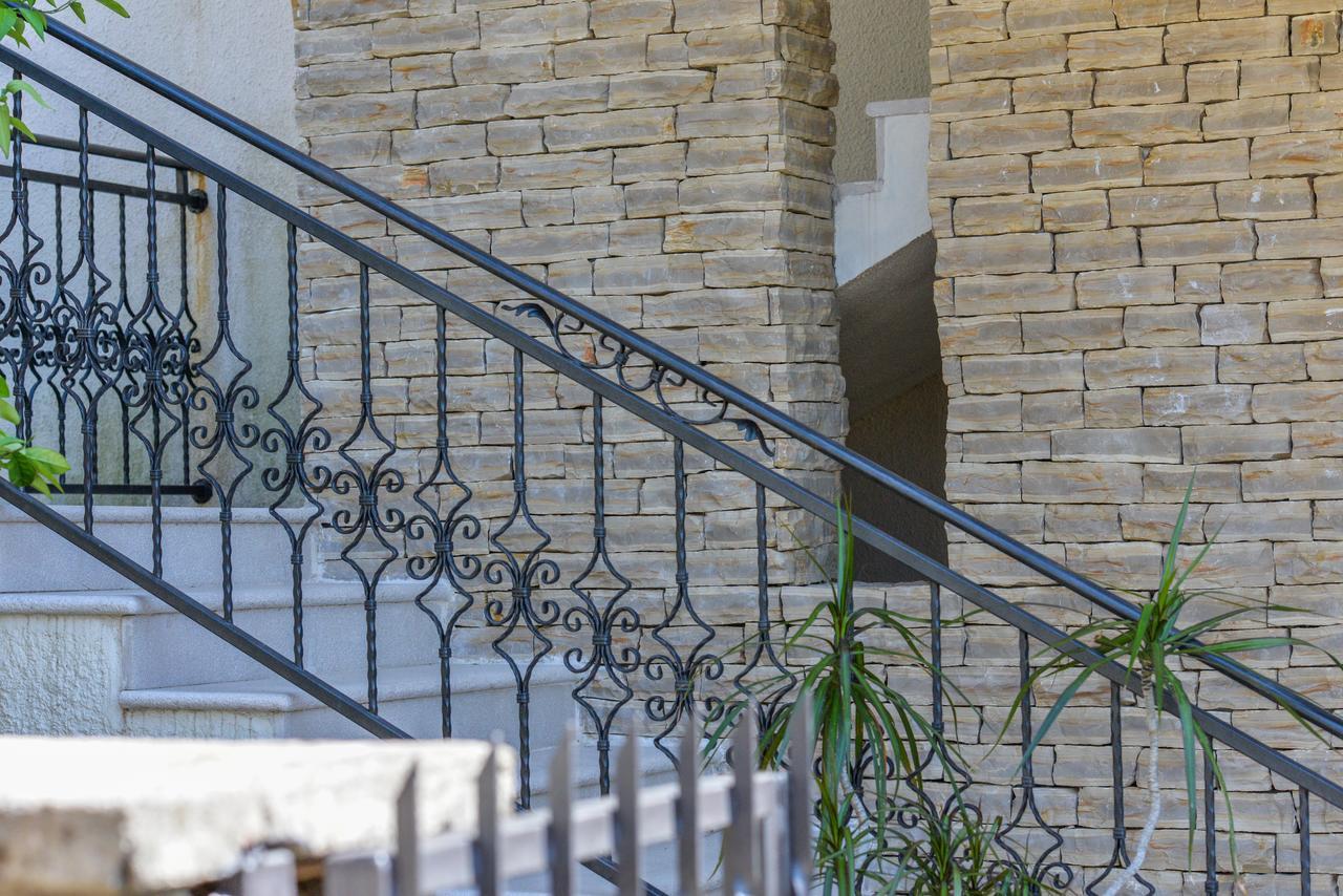 Apartments Miramar Котор Екстер'єр фото
